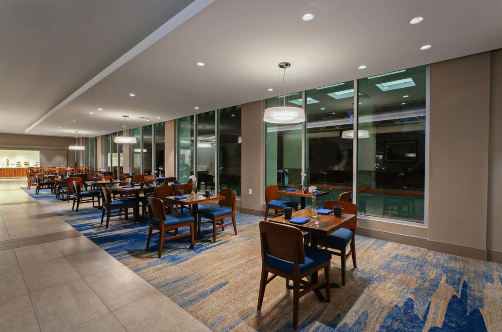 Holiday Inn Los Angeles - LAX Airport